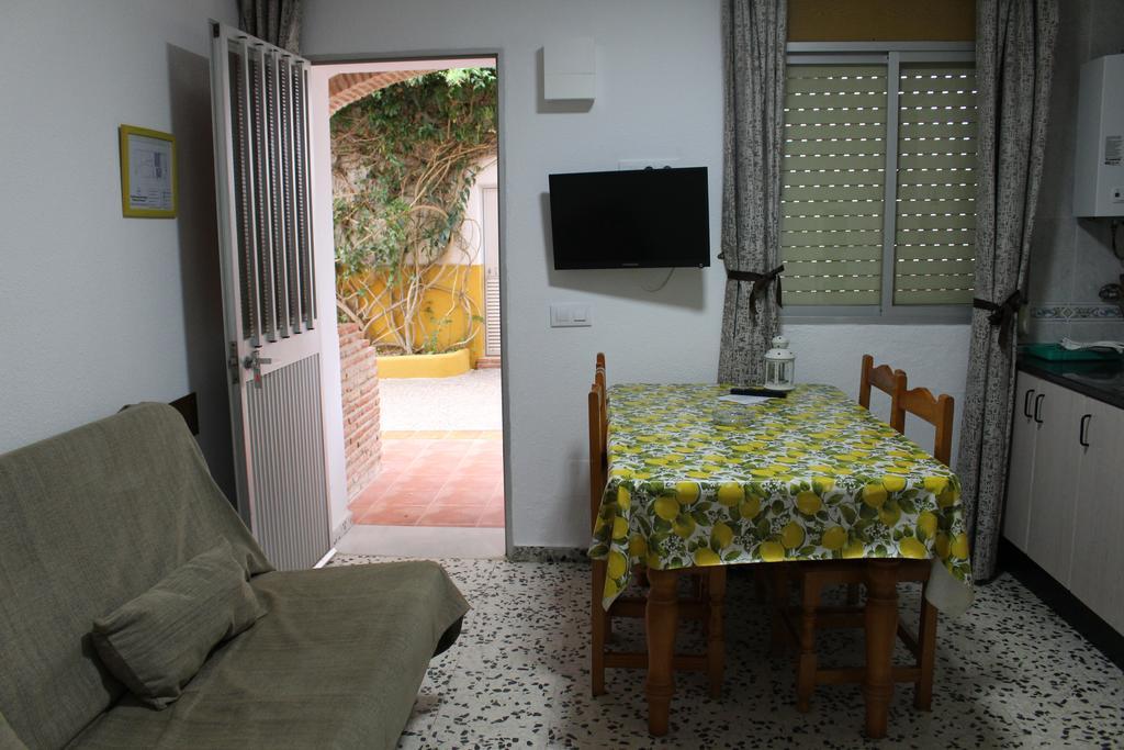 Apartamentos Bolonia Paraiso Exterior photo
